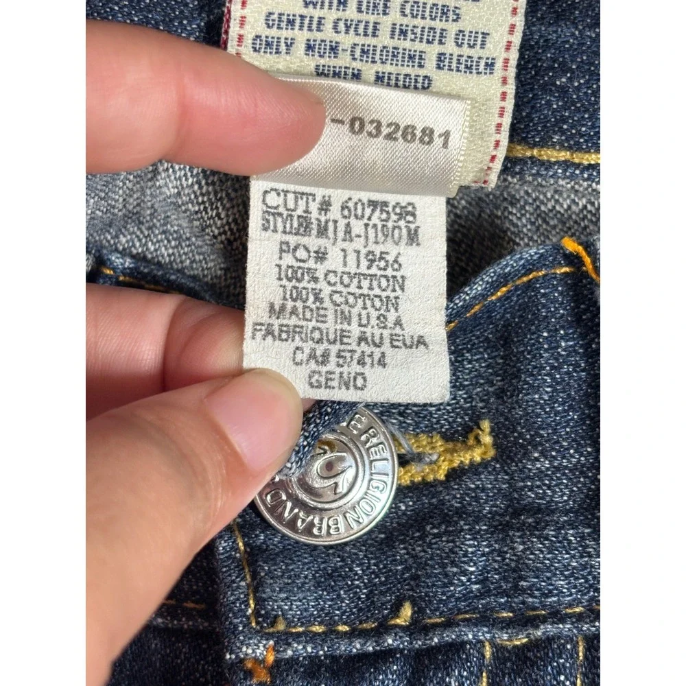 True Religion Geno Distressed  Splatter Jeans Mens 33 Made in USA Blue Denim